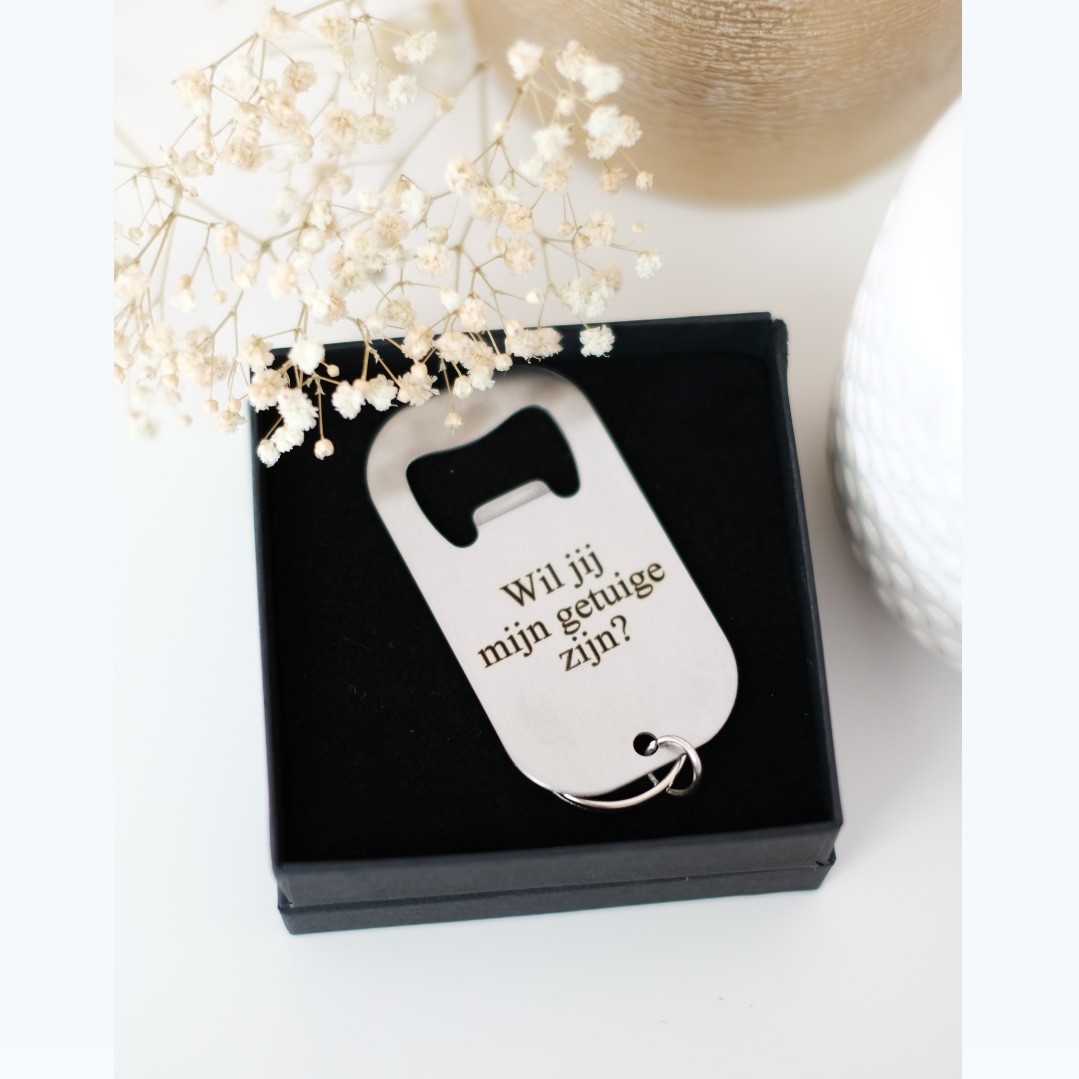 Bieropener met gravering trouwen